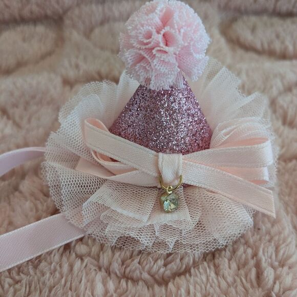 2/$10 🐾 New Birthday Hat And Elegant Imitation Pearl Necklace Set for Pets🐾 - Picture 5 of 8